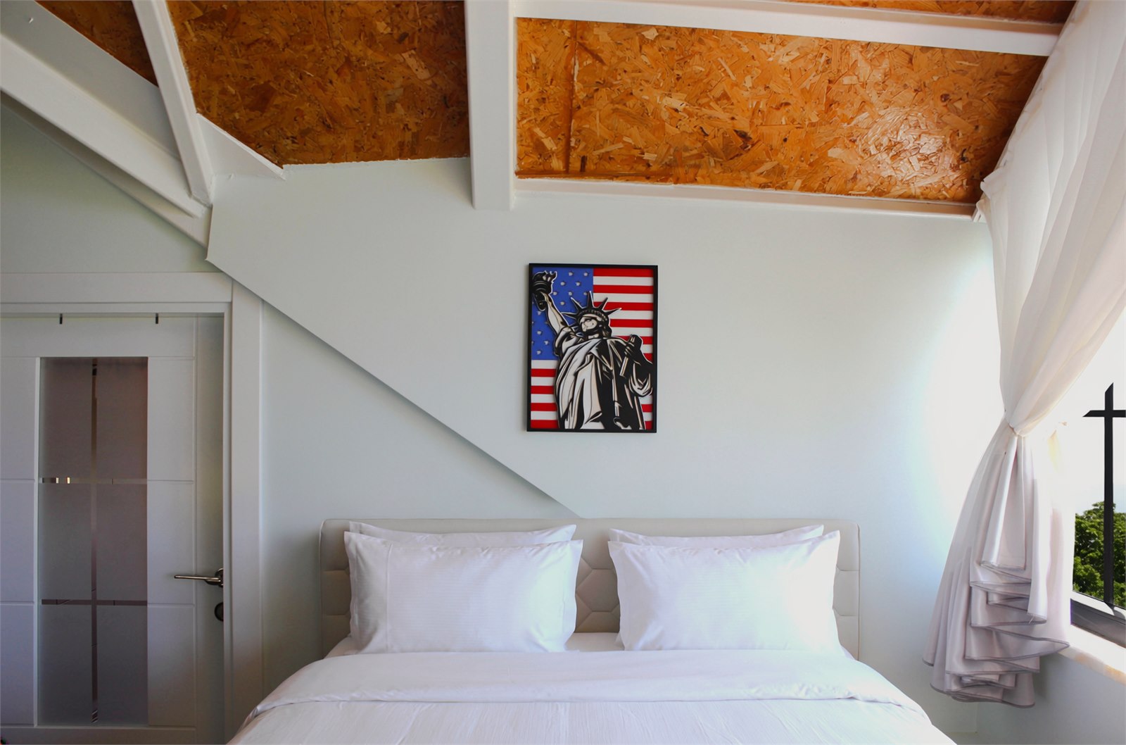 LIBERTY STATUE FLAG View 6