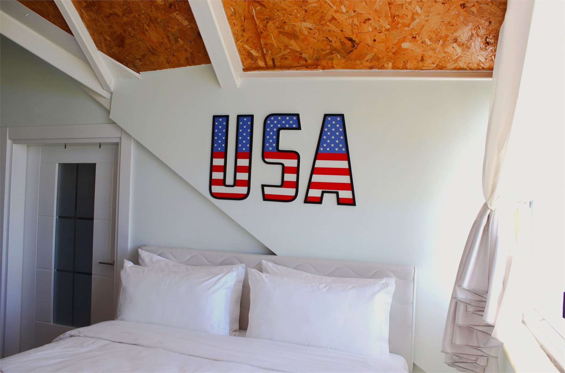 STARS & STRIPES USA View 13