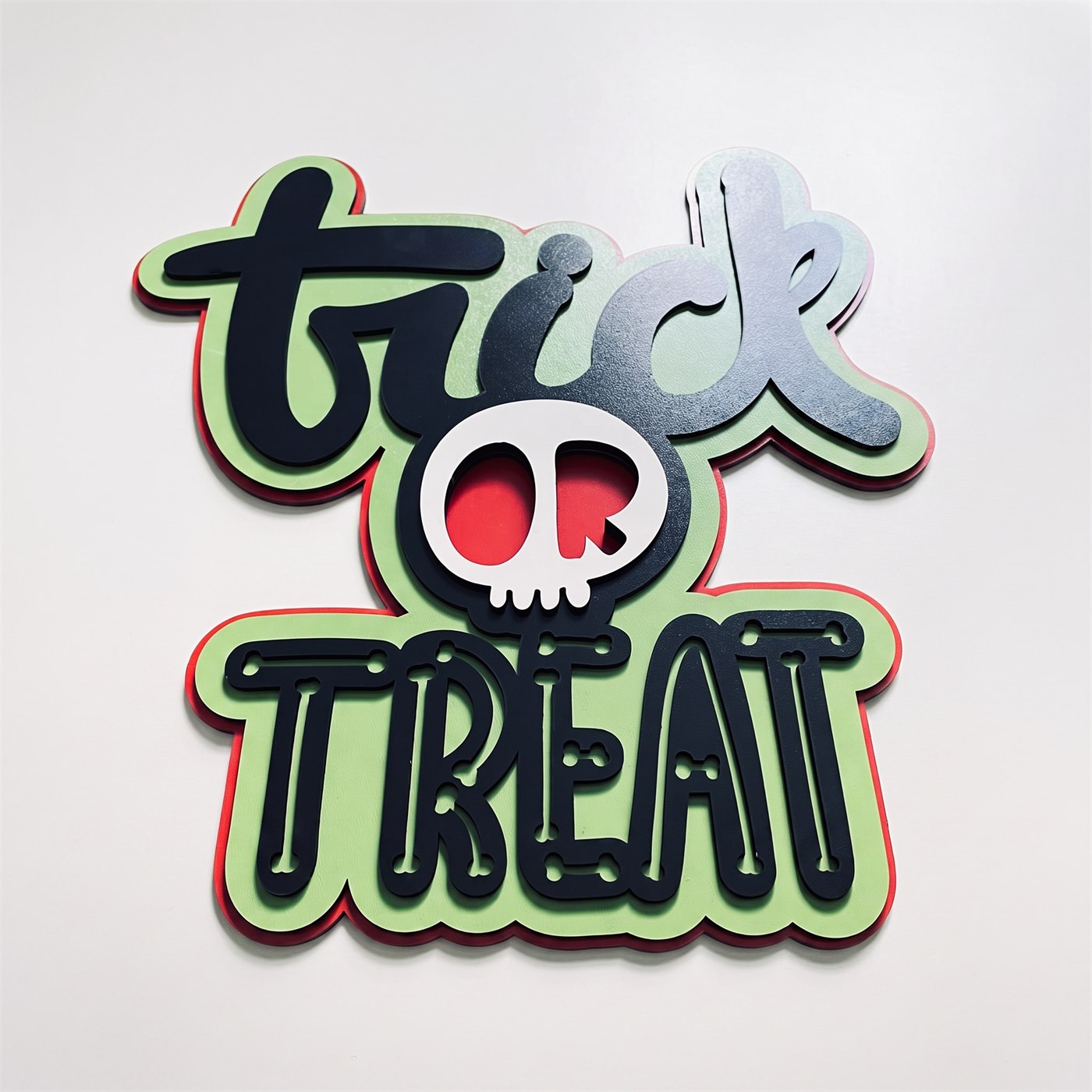 TRICK OR TREAT SKULL View 2