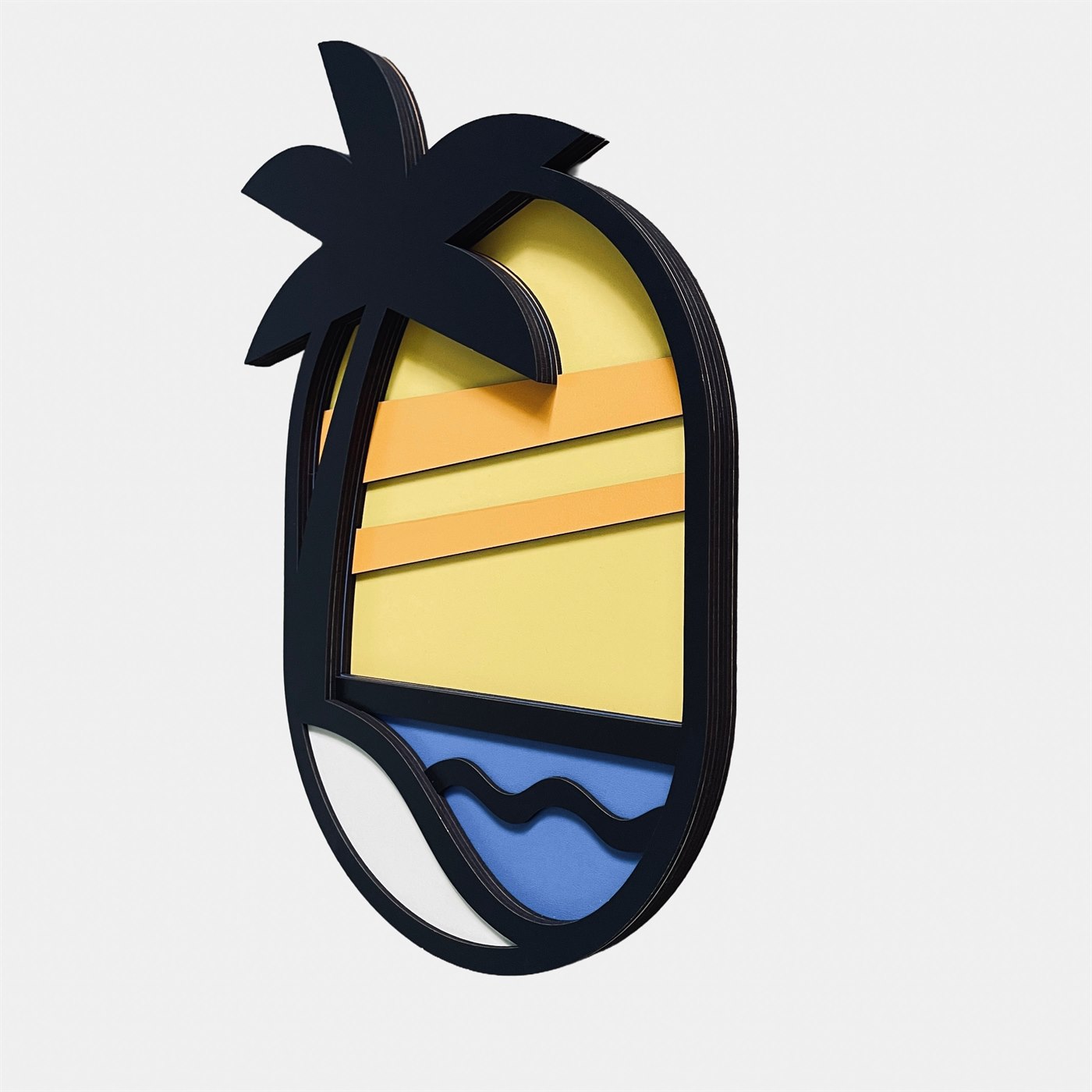 Tropical Sunset Right Profile Highlighting Dynamic Shadow Interplay