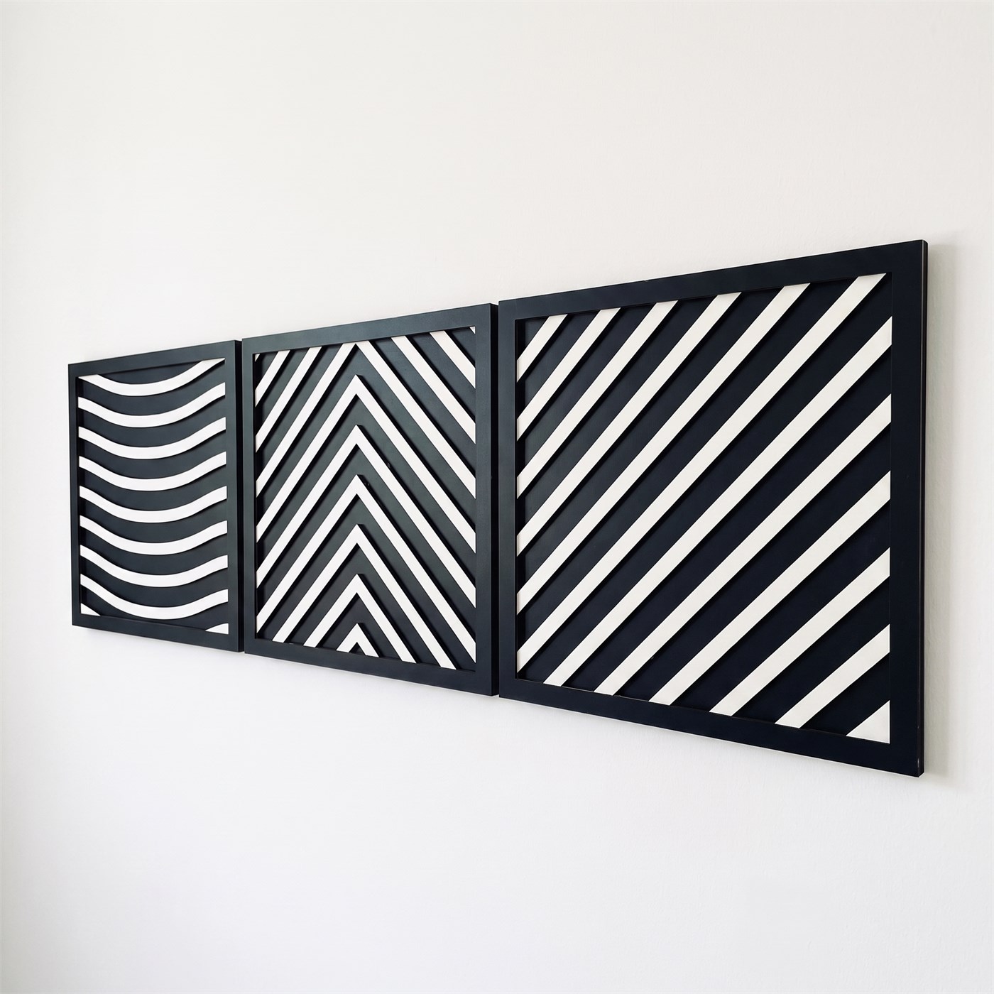 GEOMETRIC LINES TRIO View 4