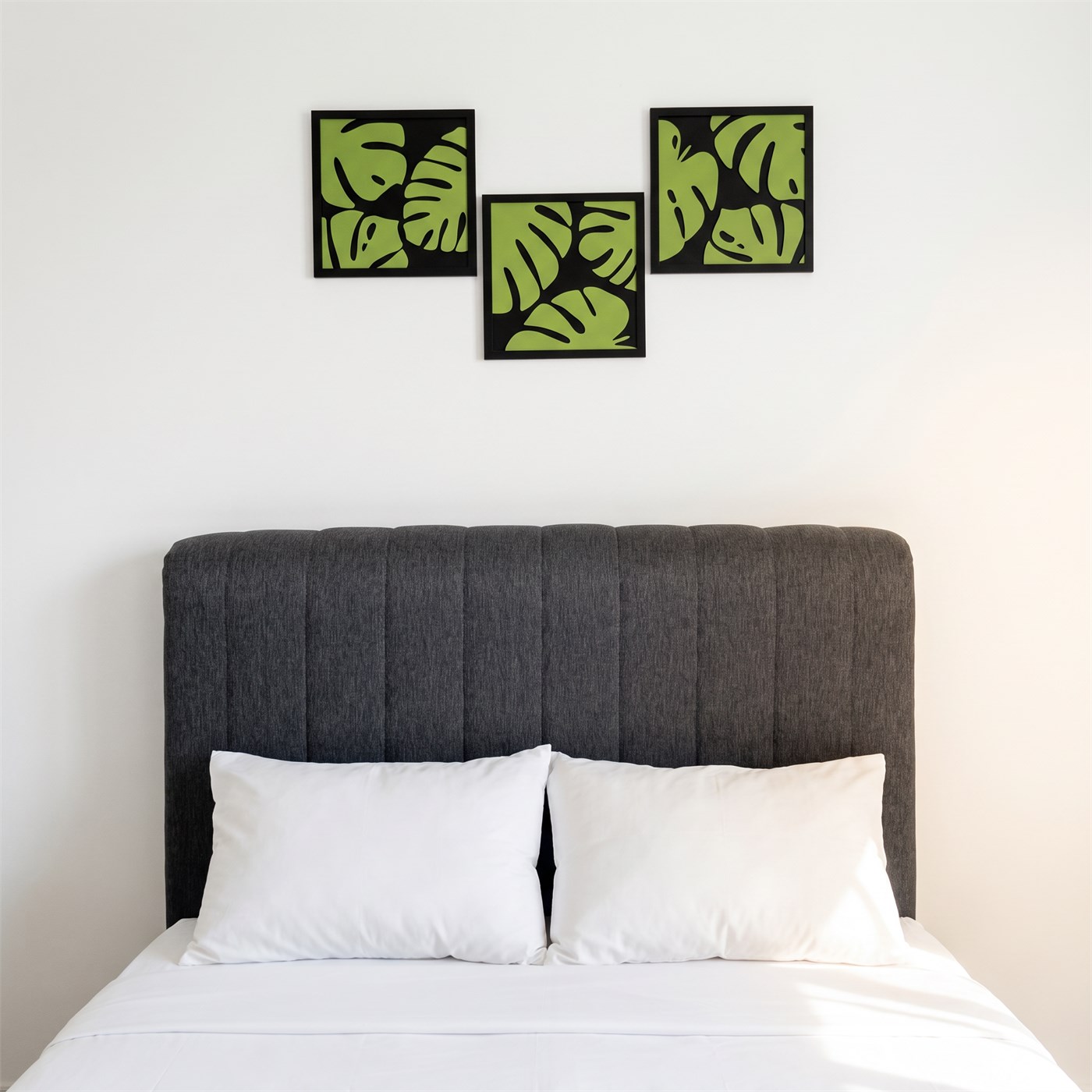 MONSTERA LEAVES TRIO View 8